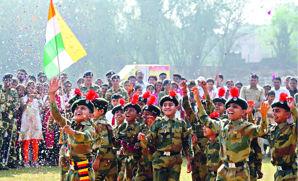 The first agricultural building in the state will be set up in Kolhapur | राज्यात पहिले कृषी भवन कोल्हापुरात उभारणार The first agricultural building in the state will be set up in Kolhapur | राज्यात पहिले कृषी भवन कोल्हापुरात उभारणार