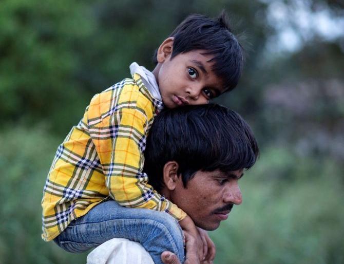 how to help needy kids | बाकीची मुलं त्यांना काय मदत करू शकतात? how to help needy kids | बाकीची मुलं त्यांना काय मदत करू शकतात?