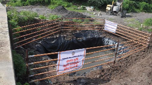 Dissatisfied with the location of the artificial lake | कृत्रीम तलावच्या जागेबाबत नाराजी Dissatisfied with the location of the artificial lake | कृत्रीम तलावच्या जागेबाबत नाराजी