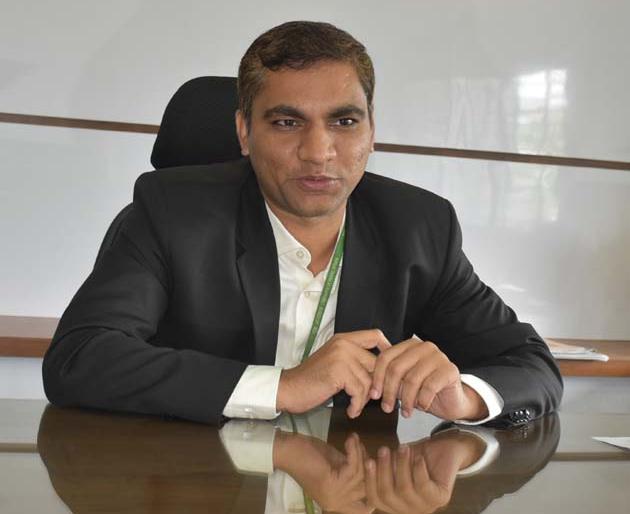 Champion of Democracy will increase voting percentage | चॅम्पियन ऑफ डेमोक्रसीने मतदानाचा टक्का वाढेल Champion of Democracy will increase voting percentage | चॅम्पियन ऑफ डेमोक्रसीने मतदानाचा टक्का वाढेल