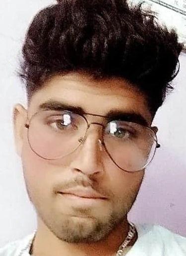 The youth from Savkheda drowned in Vadri dam | सावखेडा येथील तरुण वड्री धरणात बुडाला