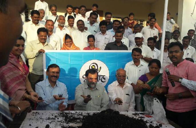 The tree should be implemented in the district: Sanjivaraje | वृक्ष माझा सखा उपक्रम जिल्ह्यात राबवावा : संजीवराजे The tree should be implemented in the district: Sanjivaraje | वृक्ष माझा सखा उपक्रम जिल्ह्यात राबवावा : संजीवराजे