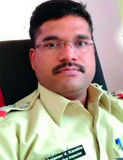 Assistant police inspector trap in graft in Jat | जतमध्ये लाच घेताना सहायक पोलीस निरीक्षक जाळ्यात Assistant police inspector trap in graft in Jat | जतमध्ये लाच घेताना सहायक पोलीस निरीक्षक जाळ्यात