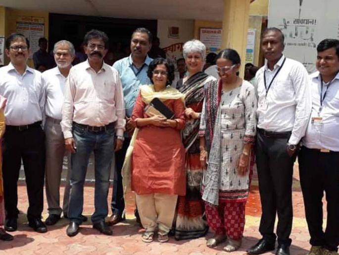 UNICEF officials meet in Sinnar taluka | सिन्नर तालुक्यात युनिसेफ अधिकाऱ्यांची भेट UNICEF officials meet in Sinnar taluka | सिन्नर तालुक्यात युनिसेफ अधिकाऱ्यांची भेट