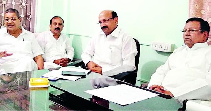 1 crore invested in home trade back to District Bank | होम ट्रेडमध्ये गुंतवणूक केलेले २५ कोटी जिल्हा बँकेत परत 1 crore invested in home trade back to District Bank | होम ट्रेडमध्ये गुंतवणूक केलेले २५ कोटी जिल्हा बँकेत परत