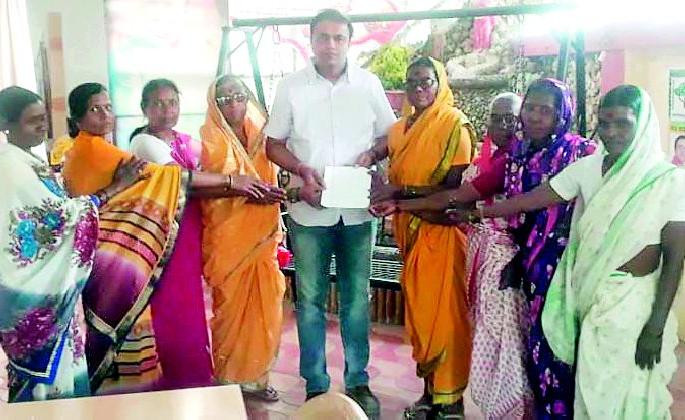 The threat of death by liquor vendors | दारूविक्रेत्यांकडून जीवे मारण्याची धमकी