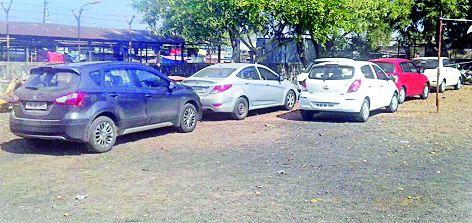 Extension of the SDPs, forage from the white box | हद्द वणी एसडीपीओंची, धाड पांढरकवड्यातून Extension of the SDPs, forage from the white box | हद्द वणी एसडीपीओंची, धाड पांढरकवड्यातून