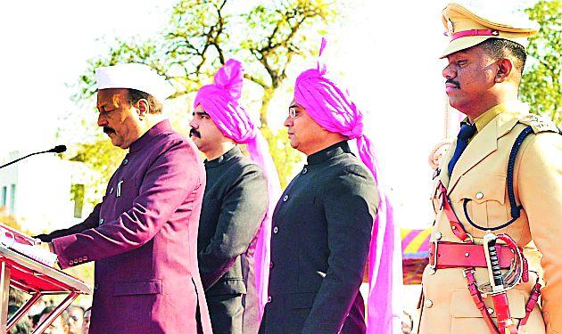 Effective implementation of the schemes in the district | जिल्ह्यात योजनांची प्रभावी अंमलबजावणी