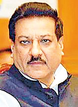 Text of former Chief Minister's district issues | माजी मुख्यमंत्र्यांची जिल्ह्यातील प्रश्नांकडे पाठ Text of former Chief Minister's district issues | माजी मुख्यमंत्र्यांची जिल्ह्यातील प्रश्नांकडे पाठ