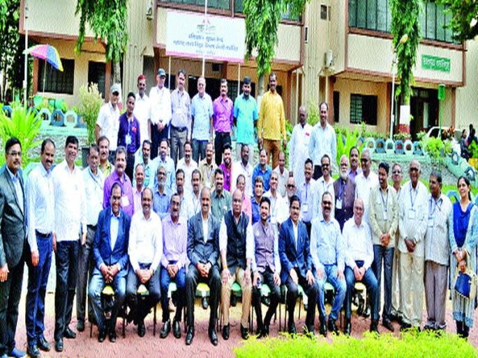 Advancement of MSEDCL on the strength of workers | कामगारांच्या बळावरच महावितरणची प्रगती Advancement of MSEDCL on the strength of workers | कामगारांच्या बळावरच महावितरणची प्रगती