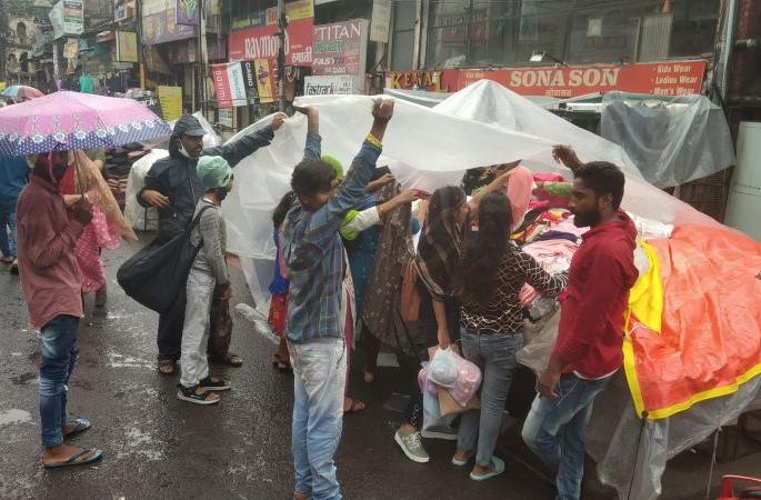 Torrential rains end July; Meteorological Department warning | मुसळधार पावसाने हाेईल जुलैचा शेवट; हवामान विभागाचा इशारा