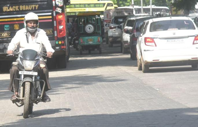 Why Shortcuts and wrong side? Saving time can be life threatening | शॉर्टकट अन् राँगसाईड कशासाठी? वेळेची बचत ठरु शकते जीवघेणी