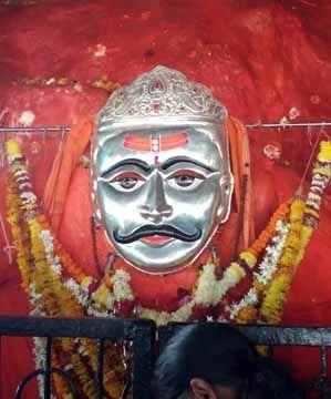 40 thousand devotees visits Bahirambaba Yatra in Amravati district | ४० हजार भक्तांनी घेतले अमरावती जिल्ह्यातल्या बहिरमबुवाचे दर्शन 40 thousand devotees visits Bahirambaba Yatra in Amravati district | ४० हजार भक्तांनी घेतले अमरावती जिल्ह्यातल्या बहिरमबुवाचे दर्शन