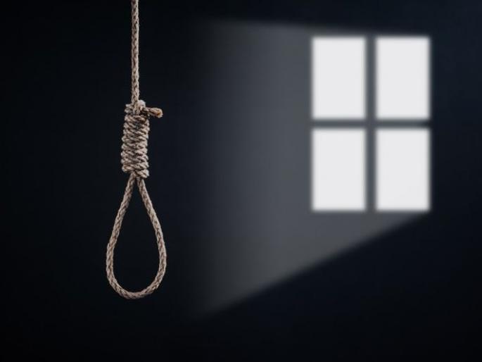 Wife and husband committed suicide; in Yavatmal district | पत्नीने घेतला गळफास तर पतीने केले विषप्राशन; यवतमाळ जिल्ह्यातील घटना