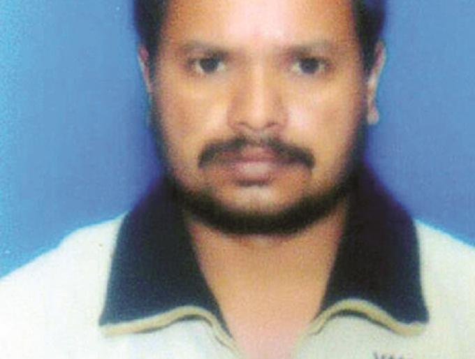 The cost of Ganeshotsav for the treatment of the youth | गणेशोत्सवातील खर्च युवकाच्या उपचारासाठी