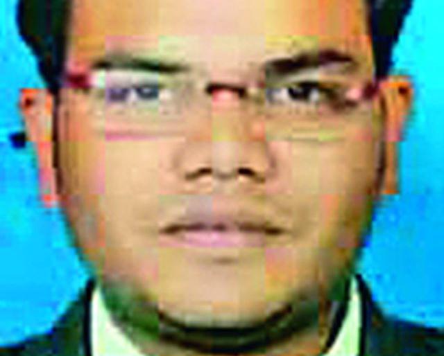 14 times blood donation for the tribal patients | आदिवासी रुग्णांसाठी डॉक्टरचे १४ वेळा रक्तदान 14 times blood donation for the tribal patients | आदिवासी रुग्णांसाठी डॉक्टरचे १४ वेळा रक्तदान