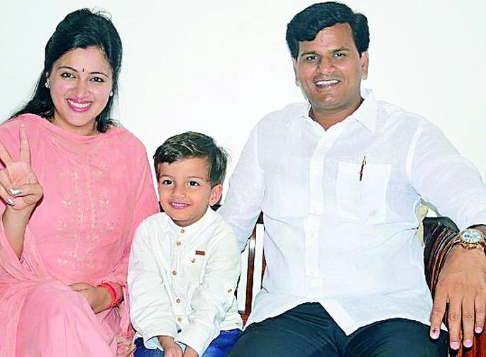 Farmers' Goods Direct to Customers - Ravi Rana | शेतकऱ्यांचा माल थेट ग्राहकांपर्यंत - रवि राणा Farmers' Goods Direct to Customers - Ravi Rana | शेतकऱ्यांचा माल थेट ग्राहकांपर्यंत - रवि राणा