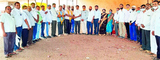 Arun Pawar unopposed as President of Primary Teachers Credit Union | प्राथमिक शिक्षक पतसंस्थेच्या अध्यक्षपदी अरुण पवार बिनविरोध Arun Pawar unopposed as President of Primary Teachers Credit Union | प्राथमिक शिक्षक पतसंस्थेच्या अध्यक्षपदी अरुण पवार बिनविरोध