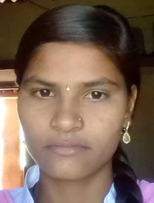 Cottonseed blood from the distribution of seeds in Beed | बीडमध्ये शेतीच्या वाटणीवरून पुतणीचा खून Cottonseed blood from the distribution of seeds in Beed | बीडमध्ये शेतीच्या वाटणीवरून पुतणीचा खून