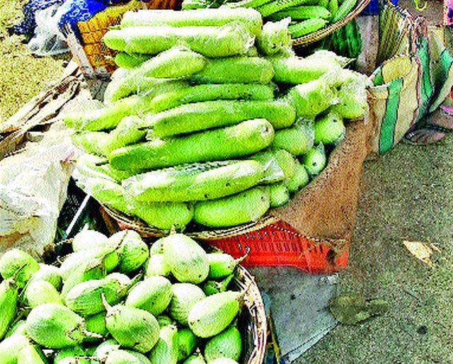 Vegetable crust | भाजीपाला कडाडला Vegetable crust | भाजीपाला कडाडला