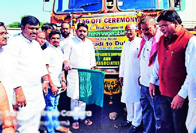 It is the responsibility of the government to protect the interests of the farmers | शेतकऱ्यांचे हित जोपासणे शासनाची जबाबदारी It is the responsibility of the government to protect the interests of the farmers | शेतकऱ्यांचे हित जोपासणे शासनाची जबाबदारी