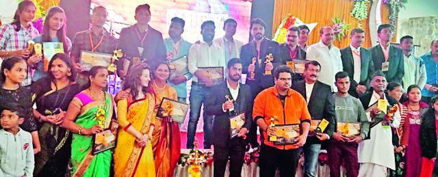 Our films in our soil are our pride | आमच्या मातीतील चित्रपट हा आमचा गौरव