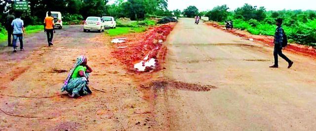 Invitation to Accidental Pavilion Bridge | पवनारा पूल देतोय अपघातास आमंत्रण Invitation to Accidental Pavilion Bridge | पवनारा पूल देतोय अपघातास आमंत्रण