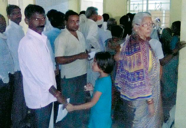 Patience of the patients | रुग्णांची हेळसांड