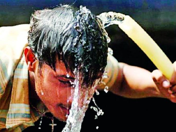 Brahmapuri also suffered from the heat of the summer | ब्रह्मपुरीकरही उन्हाच्या काहिलीने बेजार Brahmapuri also suffered from the heat of the summer | ब्रह्मपुरीकरही उन्हाच्या काहिलीने बेजार