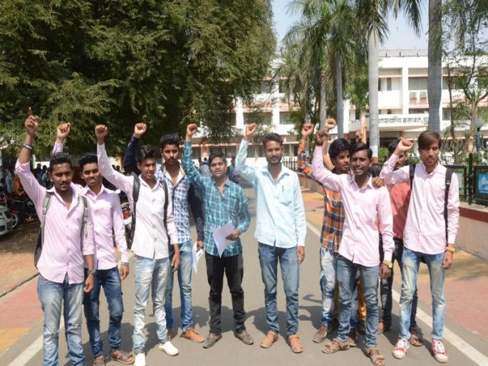 Demonstrations in Dhule by Satyashodhak Jan Andolan | सत्यशोधक जनआंदोलनतर्फे धुळ्यात निदर्शने Demonstrations in Dhule by Satyashodhak Jan Andolan | सत्यशोधक जनआंदोलनतर्फे धुळ्यात निदर्शने