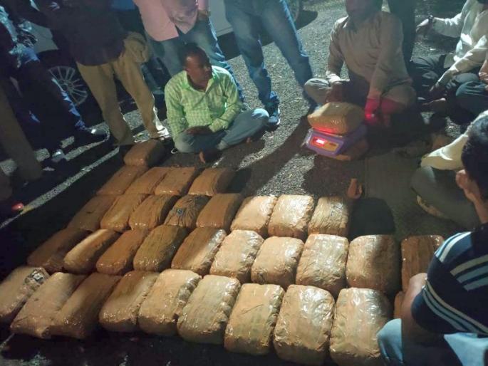 Chainstyle chased and seized 5kg of marijuana from under the seat of jeep | सिनेस्टाइल पाठलाग करून जीपच्या सीटखालून जप्त केला ८७ किलो गांजा Chainstyle chased and seized 5kg of marijuana from under the seat of jeep | सिनेस्टाइल पाठलाग करून जीपच्या सीटखालून जप्त केला ८७ किलो गांजा