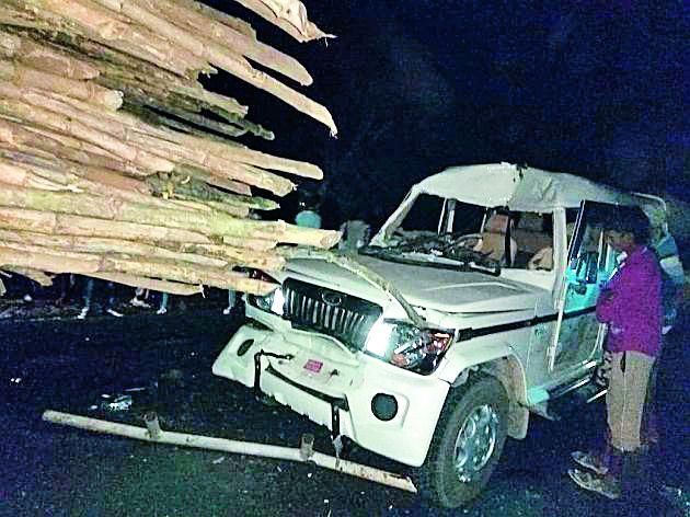 Rishi Poritat injured in the accident | ऋषी पोरतेट अपघात जखमी Rishi Poritat injured in the accident | ऋषी पोरतेट अपघात जखमी