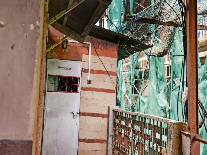 Forced Girls Hostel in Mumbai | मुंबईतली मजबूर गर्ल्स हॉस्टेल्स Forced Girls Hostel in Mumbai | मुंबईतली मजबूर गर्ल्स हॉस्टेल्स