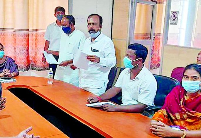 Congress agitation against agriculture bill | कृषी विधेयक विरोधात काँग्रेसचे आंदोलन Congress agitation against agriculture bill | कृषी विधेयक विरोधात काँग्रेसचे आंदोलन