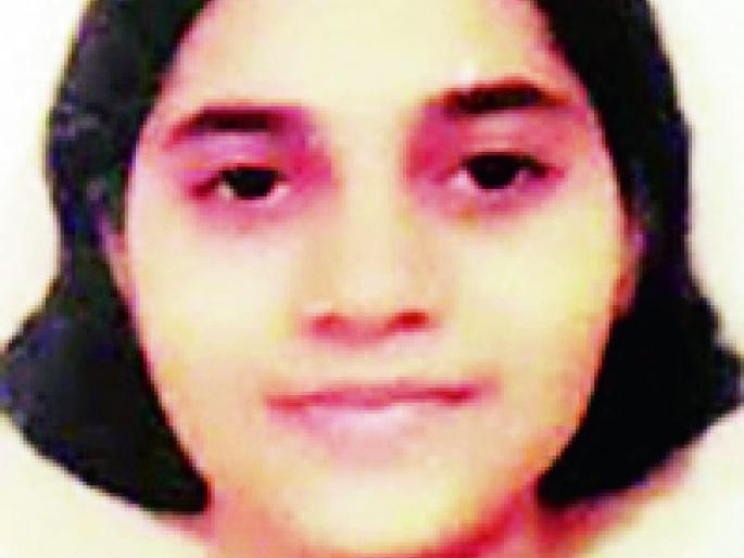 Sia Thakur tops in district | सिया ठाकूर जिल्ह्यात अव्वल Sia Thakur tops in district | सिया ठाकूर जिल्ह्यात अव्वल