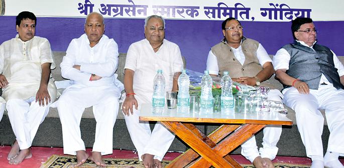 The society will work for the dream of society | समाजहिताचे स्वप्न बघणाराच समाजाचे कार्य करणार