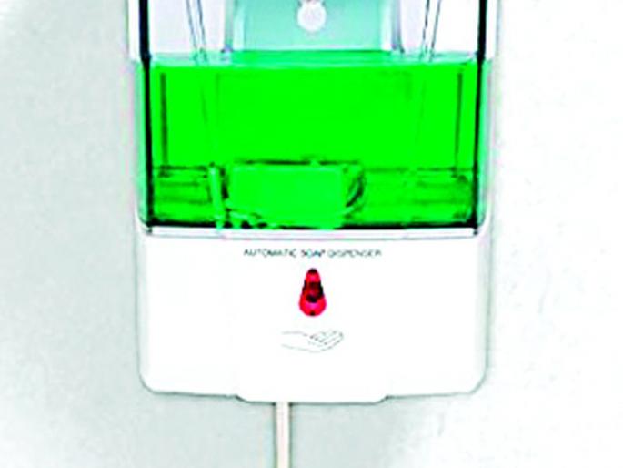 Confusion in the purchase of corona fighting equipment? | कोरोना लढ्यासाठीच्या साहित्य खरेदीत घोळ? Confusion in the purchase of corona fighting equipment? | कोरोना लढ्यासाठीच्या साहित्य खरेदीत घोळ?