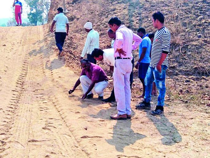 Dishy panic in the white area | पांढरी परिसरात बिबट्याची दहशत Dishy panic in the white area | पांढरी परिसरात बिबट्याची दहशत
