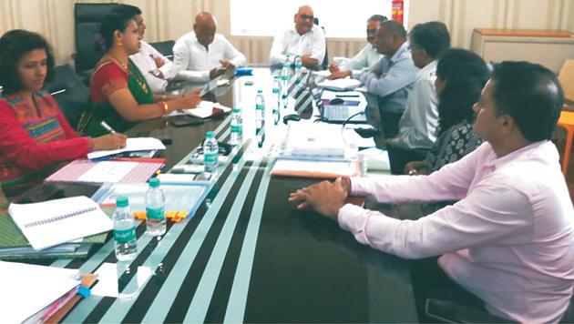 Police personnel's bat-bat | पोलीस कर्मचाºयांची बल्ले-बल्ले