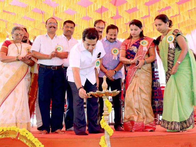 Try to be financially capable: Nitesh Rane's appeal | आर्थिक दृष्टया सक्षम होण्यासाठी प्रयत्न करा : नितेश राणे यांचे आवाहन Try to be financially capable: Nitesh Rane's appeal | आर्थिक दृष्टया सक्षम होण्यासाठी प्रयत्न करा : नितेश राणे यांचे आवाहन