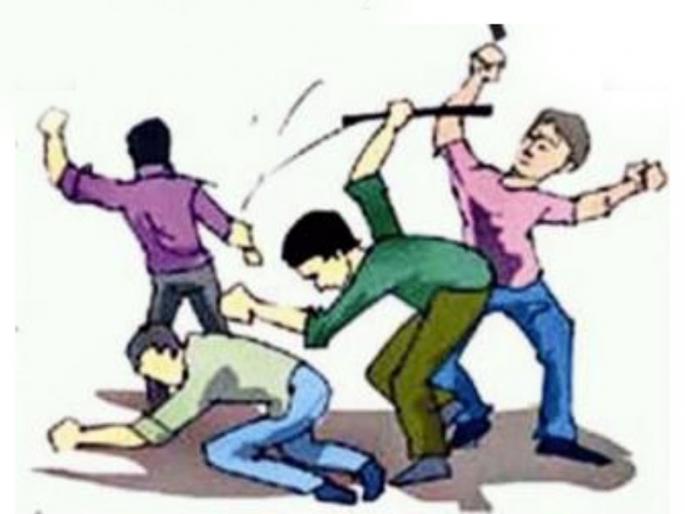  Assault on Revenue Squad | महसूलच्या पथकावर प्राणघातक हल्ला