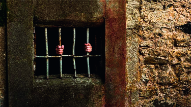 58 people in the emergency receive monthly ten thousand rupees | आणीबाणीतील ५८ जणांना मासिक दहा हजार मानधन 58 people in the emergency receive monthly ten thousand rupees | आणीबाणीतील ५८ जणांना मासिक दहा हजार मानधन