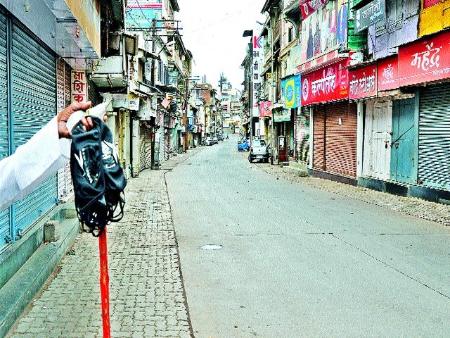 Buying masks on the street ... but be careful! | रस्त्यावर मास्क खरेदी करताहेत... पण जरा काळजी घ्या !