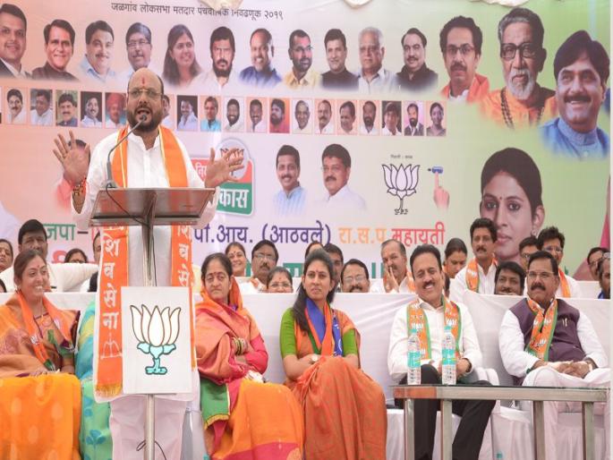 As we help in the Lok Sabha, help us too - Gulabrao Patil's BJP combines | लोकसभेला जशी आम्ही मदत करतो, तशी मदत आमचीही करा- गुलाबराव पाटलांच्या भाजपला टोला