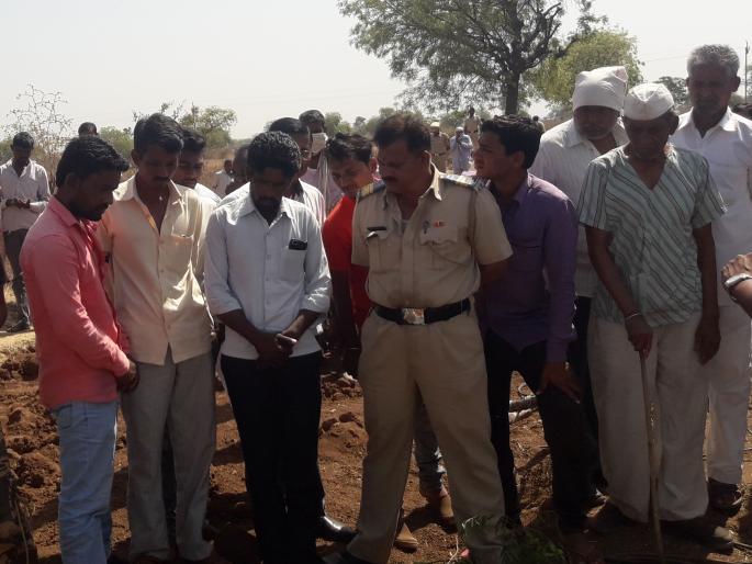 Gram Panchayat member's political vandalism, a strong police settlement at Wak village | ग्रामपंचायत सदस्याचा राजकीय वैमनस्यातून खून, वाकडी गावात तगडा पोलीस बंदोबस्त