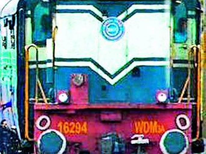 By the grace of the railways, the passenger started but the amount of tickets was doubled | रेल्वेच्या कृपेनं पॅसेंजर सुरू पण तिकीटांची रक्कम आधीच्या दुप्पट