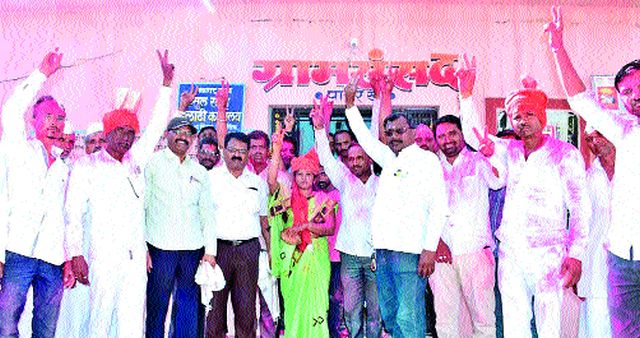 Gunhal for the Sarpanch of Pathare Khurd | पाथरे खुर्दच्या सरपंचपदी गुंजाळ Gunhal for the Sarpanch of Pathare Khurd | पाथरे खुर्दच्या सरपंचपदी गुंजाळ