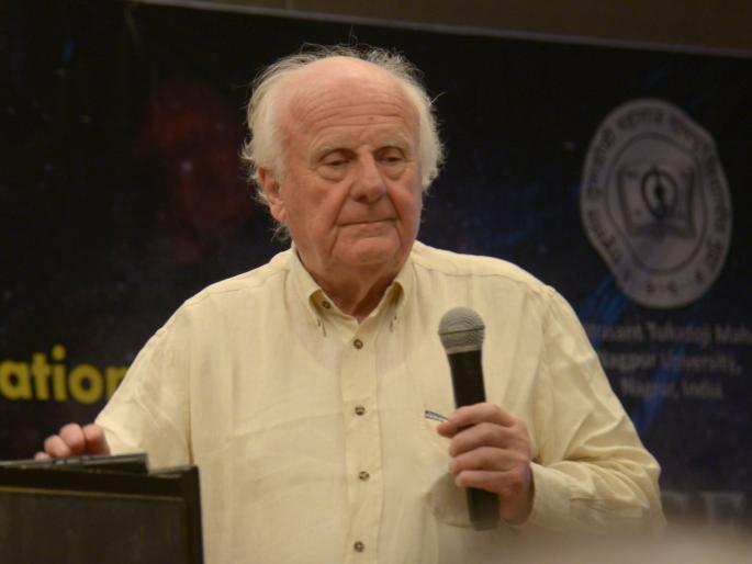Election is an image promotional business: Ludwig Streit | निवडणूक म्हणजे प्रतिमा प्रचाराचा व्यवसाय : लुडविग स्ट्रेईट
