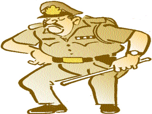 Confusion due to the changing role of the police | पोलिसांच्या बदलत्या भूमिकेमुळे संभ्रम