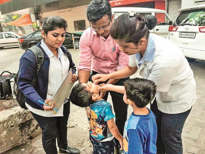 Polio vaccination of 12,907 children by Dhole Patil Regional Office of Pune Municipal Corporation | पुणे महापालिकेच्या ढोले पाटील क्षेत्रीय कार्यालयातर्फे १२,९०७ बालकांना पोलिओ लसीकरण Polio vaccination of 12,907 children by Dhole Patil Regional Office of Pune Municipal Corporation | पुणे महापालिकेच्या ढोले पाटील क्षेत्रीय कार्यालयातर्फे १२,९०७ बालकांना पोलिओ लसीकरण
